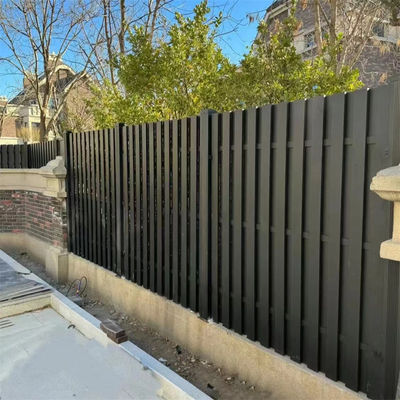Modern Horizontal Aluminum Railing Decorative Slat Fencing Self Installation
