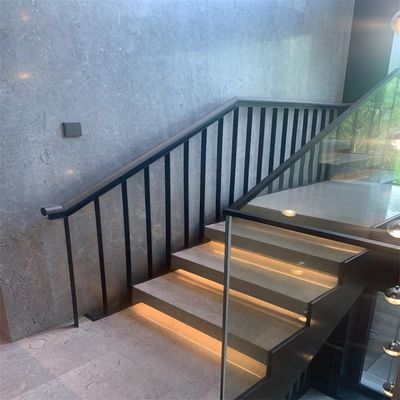 Outdoor Wrought Iron Tube Pipe Staircase Railing with coat of paint