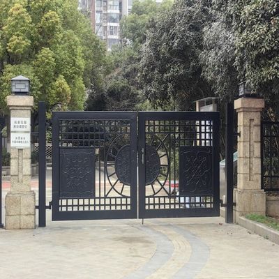 Modern Style Iron Main Gate Designs Steel Picket Fence Gate
