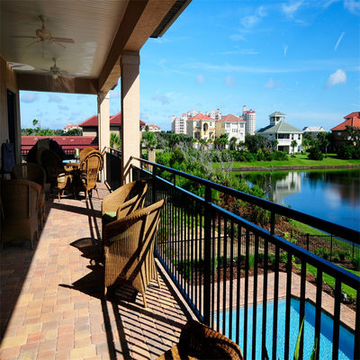 Aluminum Railing for Customer Requirements Customizable Horizontal Slat Fence for Pool and Yard